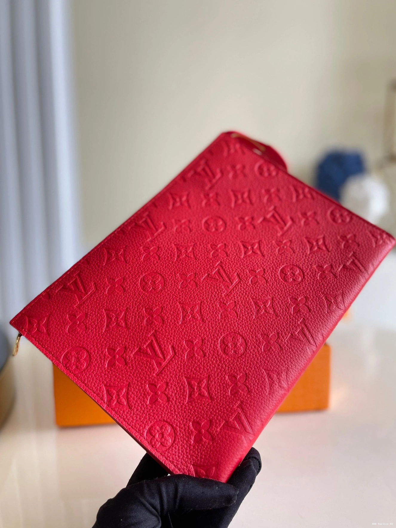 Aaa replica ru VUITTON POCHETTE LOUIS VOYAGE 0719